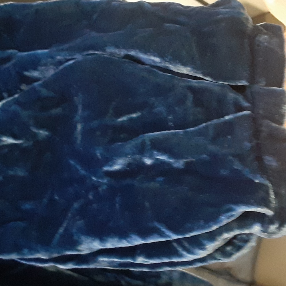 Velvet blouse - Picture 4 of 6